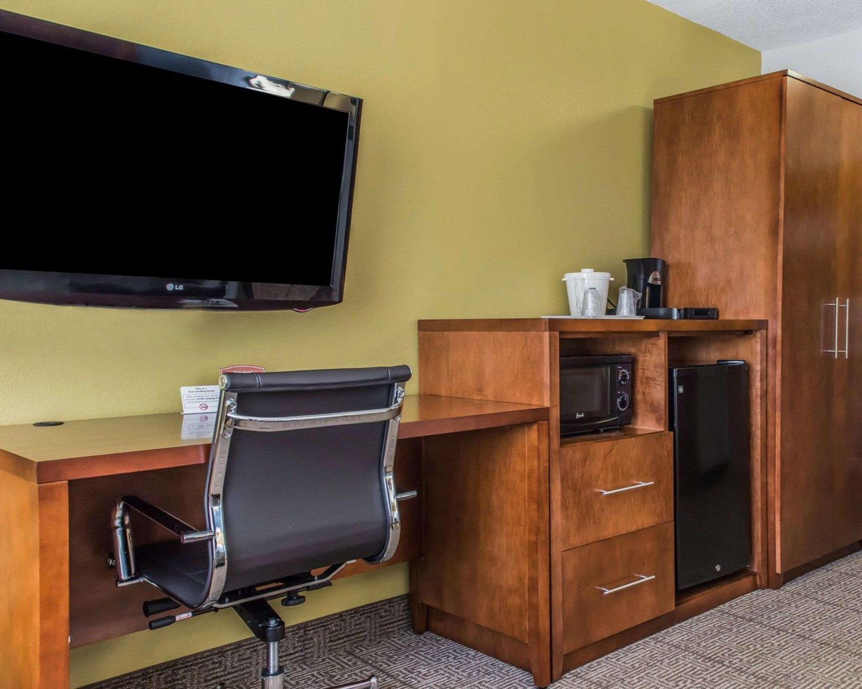 Comfort Inn Belle Vernon Eksteriør billede