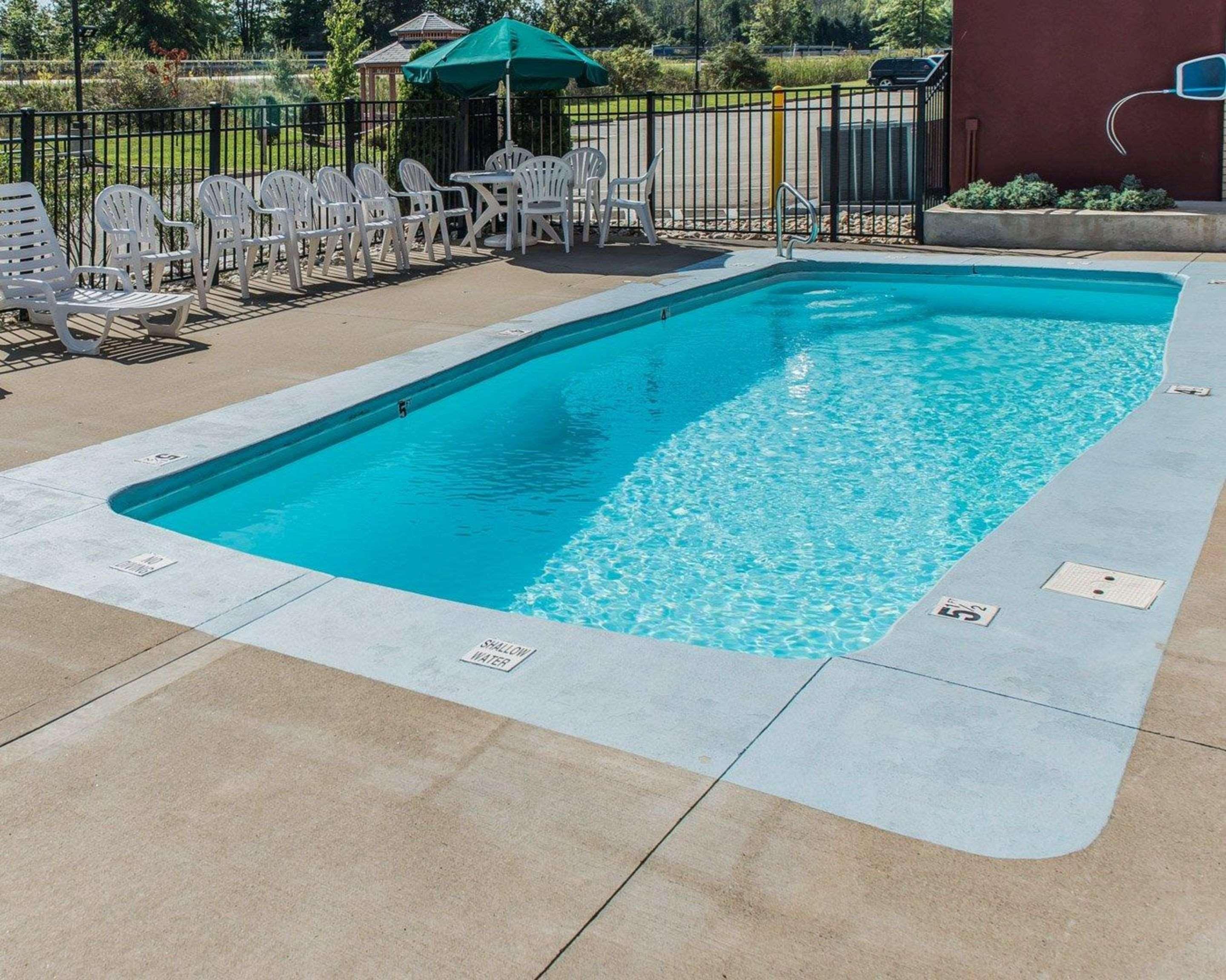 Comfort Inn Belle Vernon Eksteriør billede
