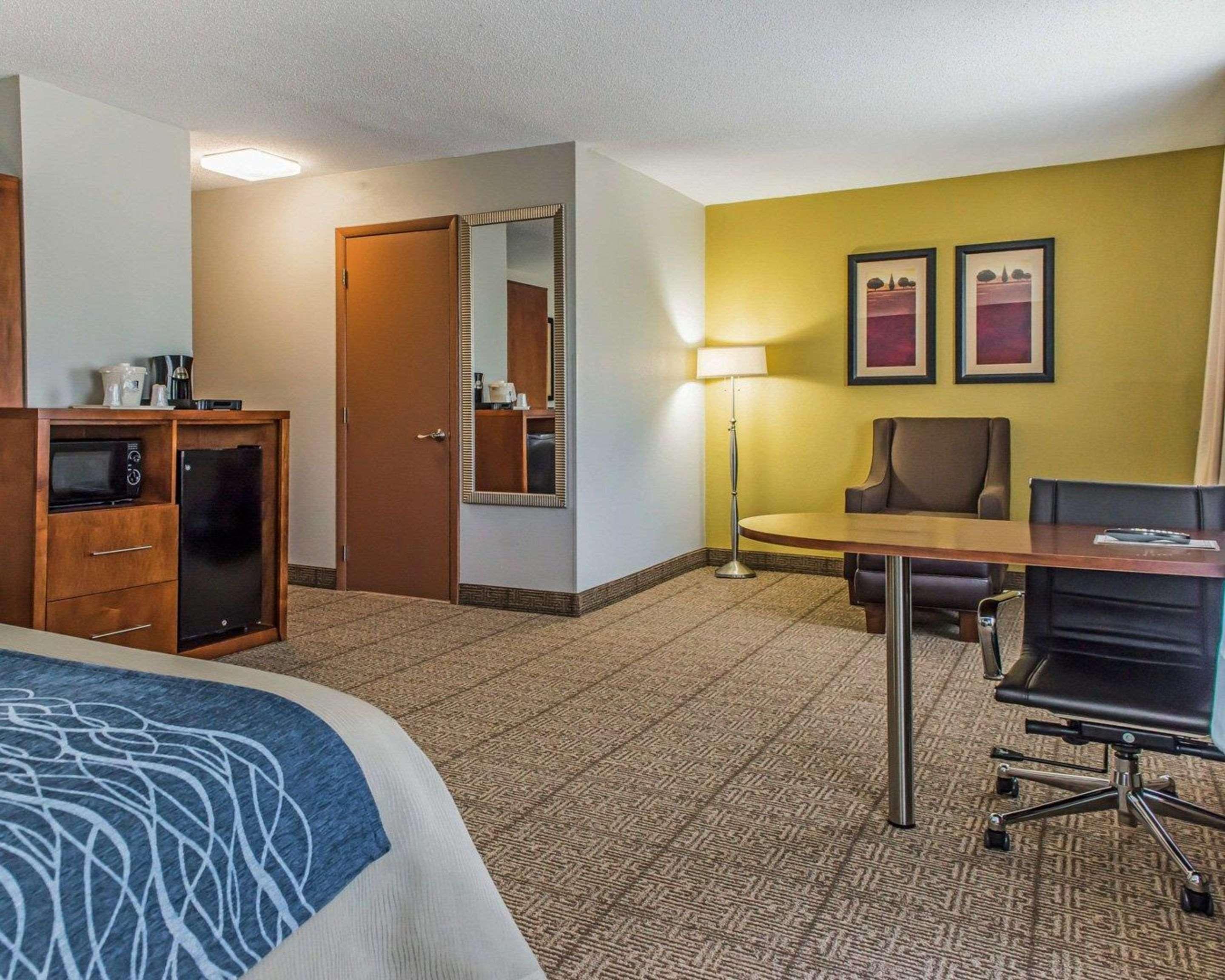 Comfort Inn Belle Vernon Eksteriør billede